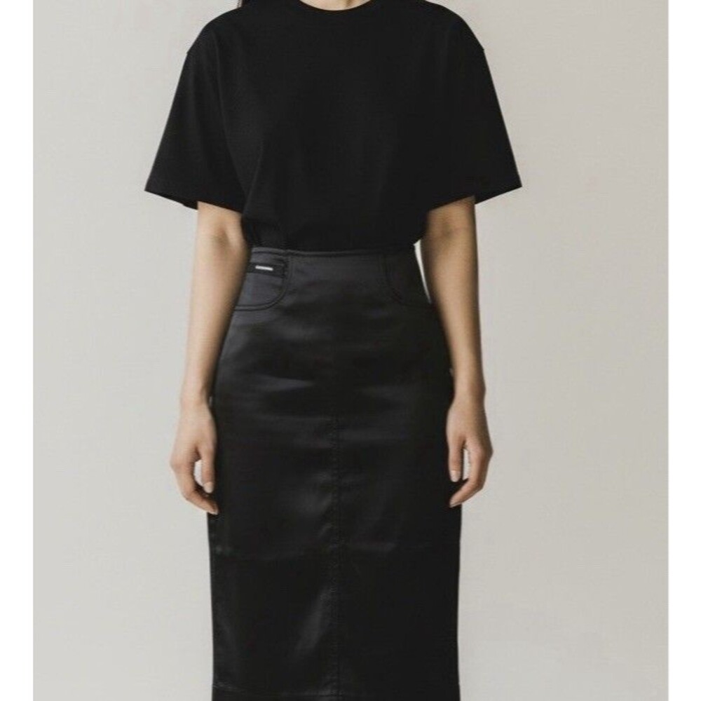 Dolce & Gabbana Black Pencil Skirt Satin Knee Length Size 38 Made In Italy